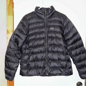 REI Women’s Black 650 Down Puffer Coat (large)